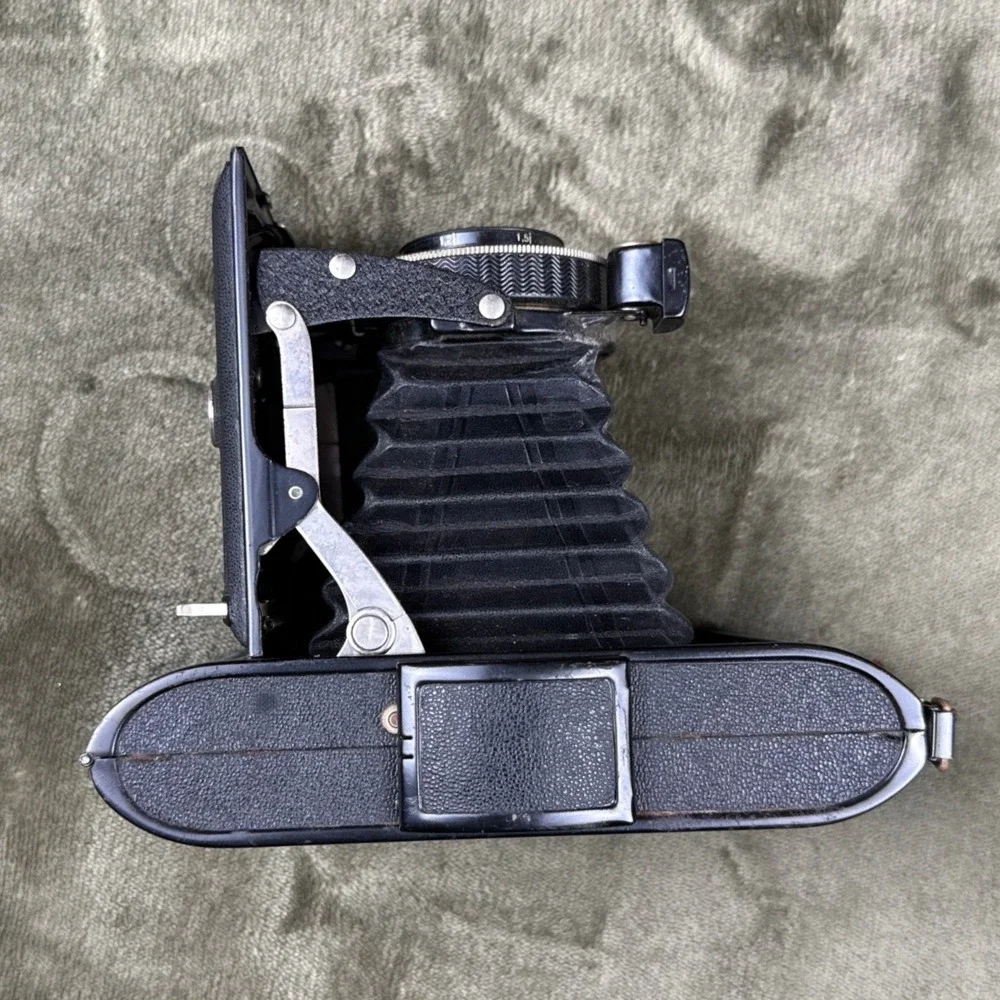 Voigtlander Bessa Folding‎ Camera Anastigmat Skopar 1:4.5 Compur-Rapid Vintage